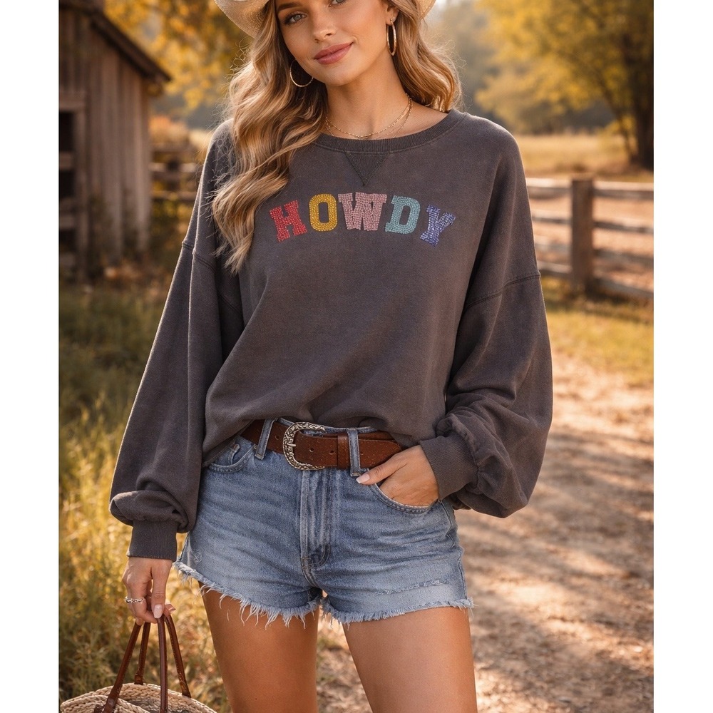 Peach Love California embellished Howdy gray sweatshirt sz S Rodeo Western